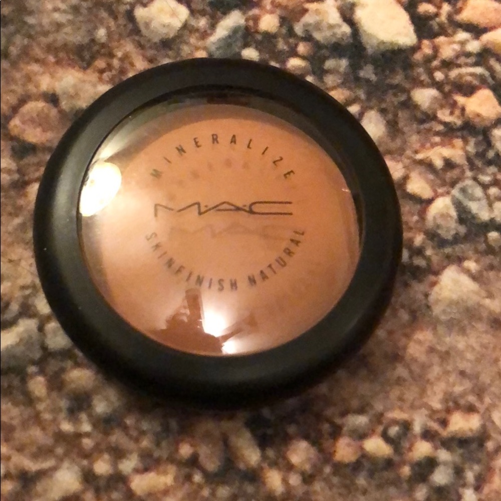 New Rare Mac Cosmetics Sun Power MSF Powder